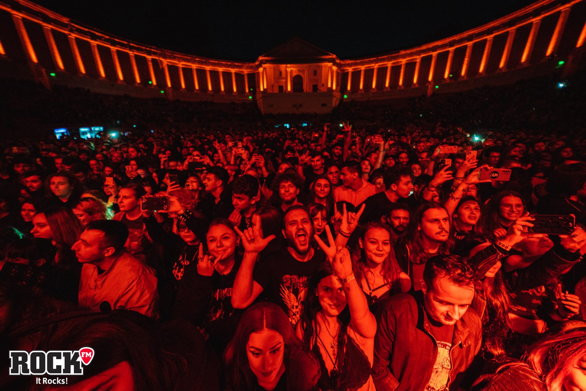 Crowd under the stage of the Arenele Romane in Bucarest (Romania) during the concert held by the Falling Giant